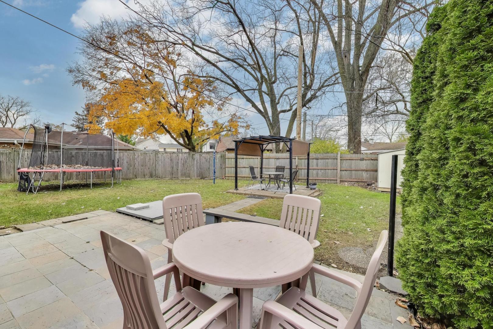 412 Ridgeland Avenue Elmhurst, IL 60126 - Photo 20 of 22 Gallery Image 20