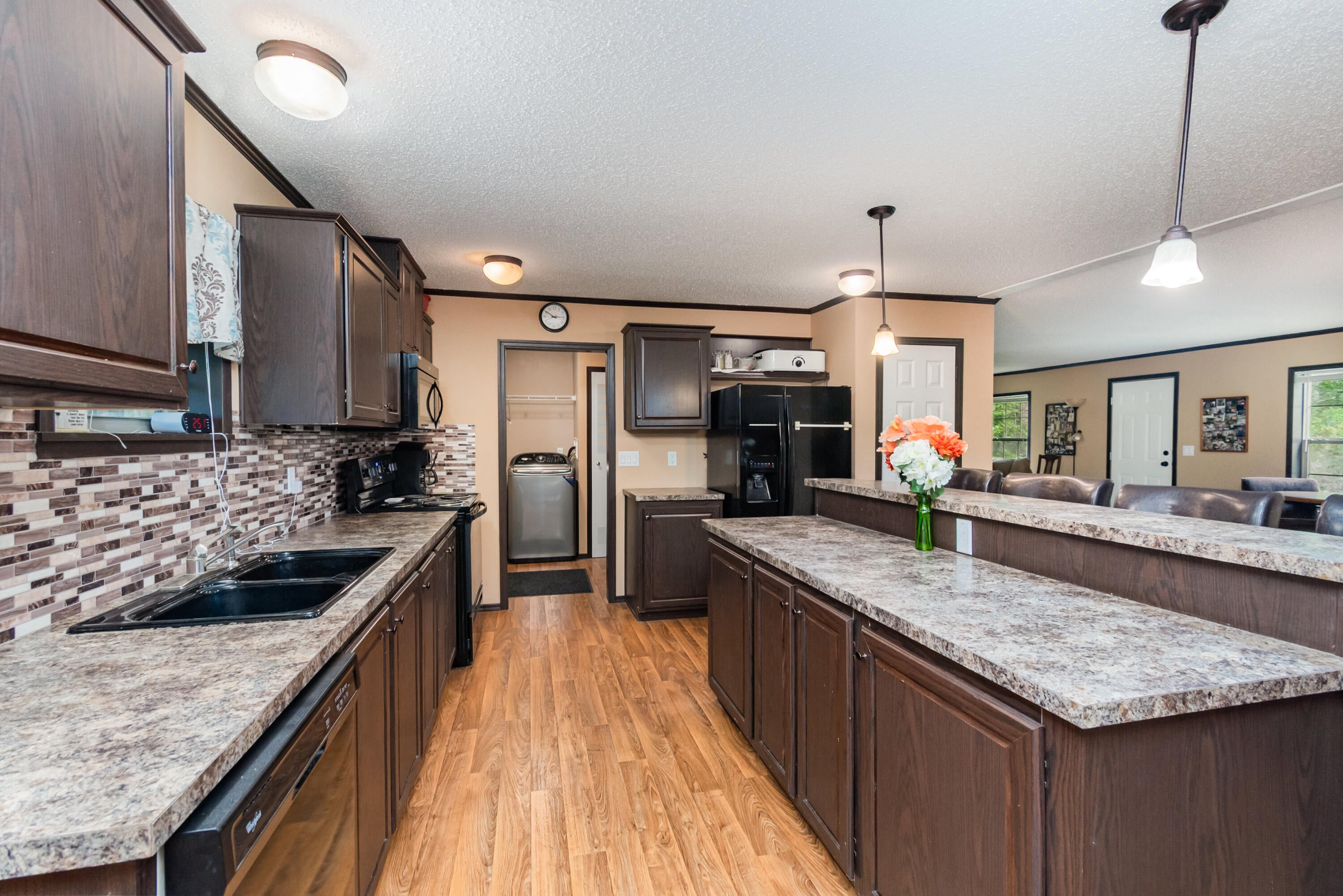 2194 Yordy Road Mio, MI 48647 - Photo 10 of 32 007_next_door_photos_2194_6-edit_198