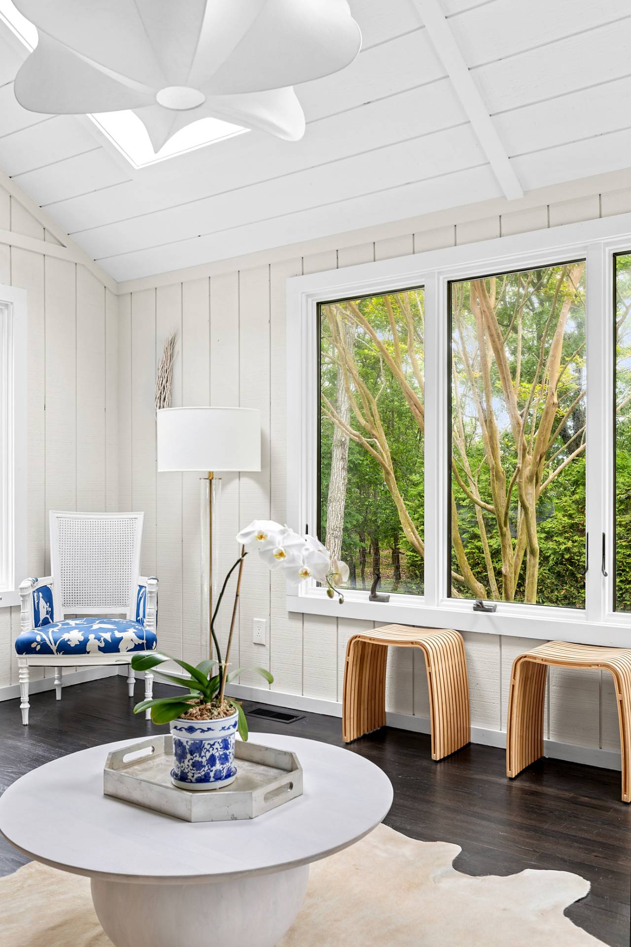 152 Isle Of Wight Road East Hampton, NY 11937 - Photo 13 of 34