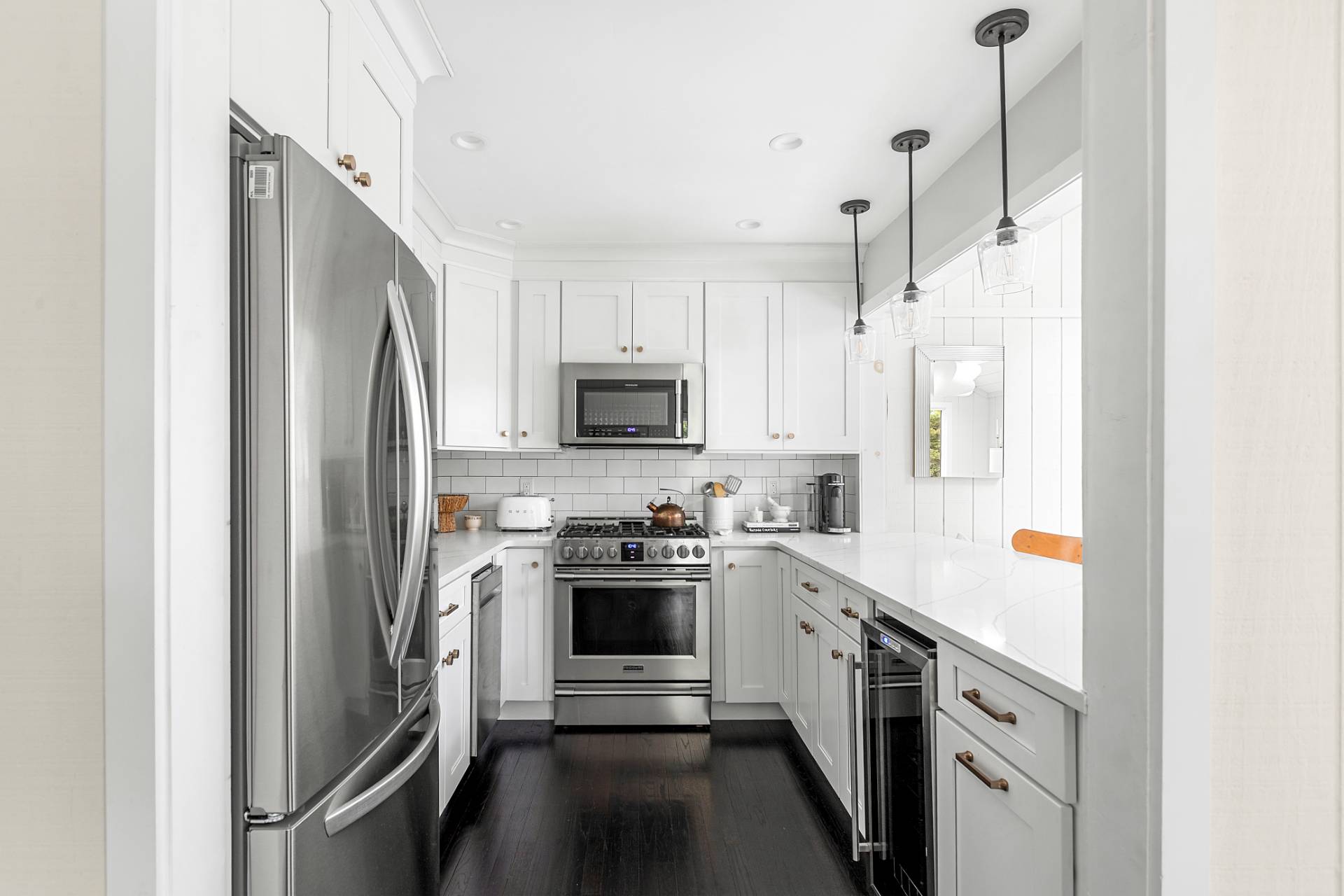 152 Isle Of Wight Road East Hampton, NY 11937 - Photo 16 of 34