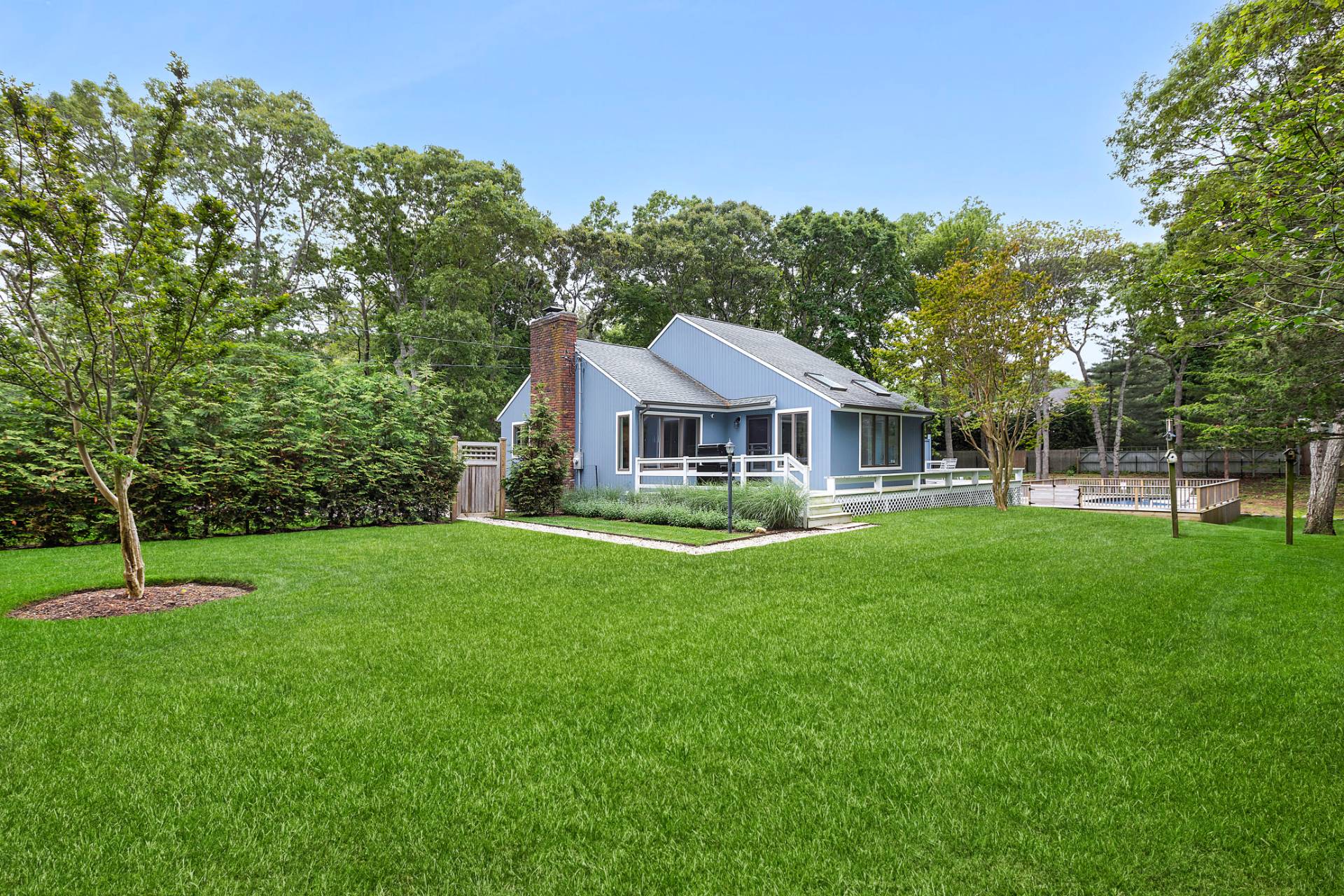 152 Isle Of Wight Road East Hampton, NY 11937 - Photo 33 of 34