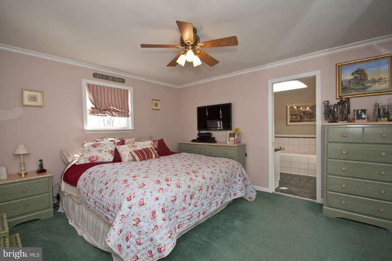 4303 4 Mills Road Baltimore, MD 21236 - Photo 9 of 22 Bedroom