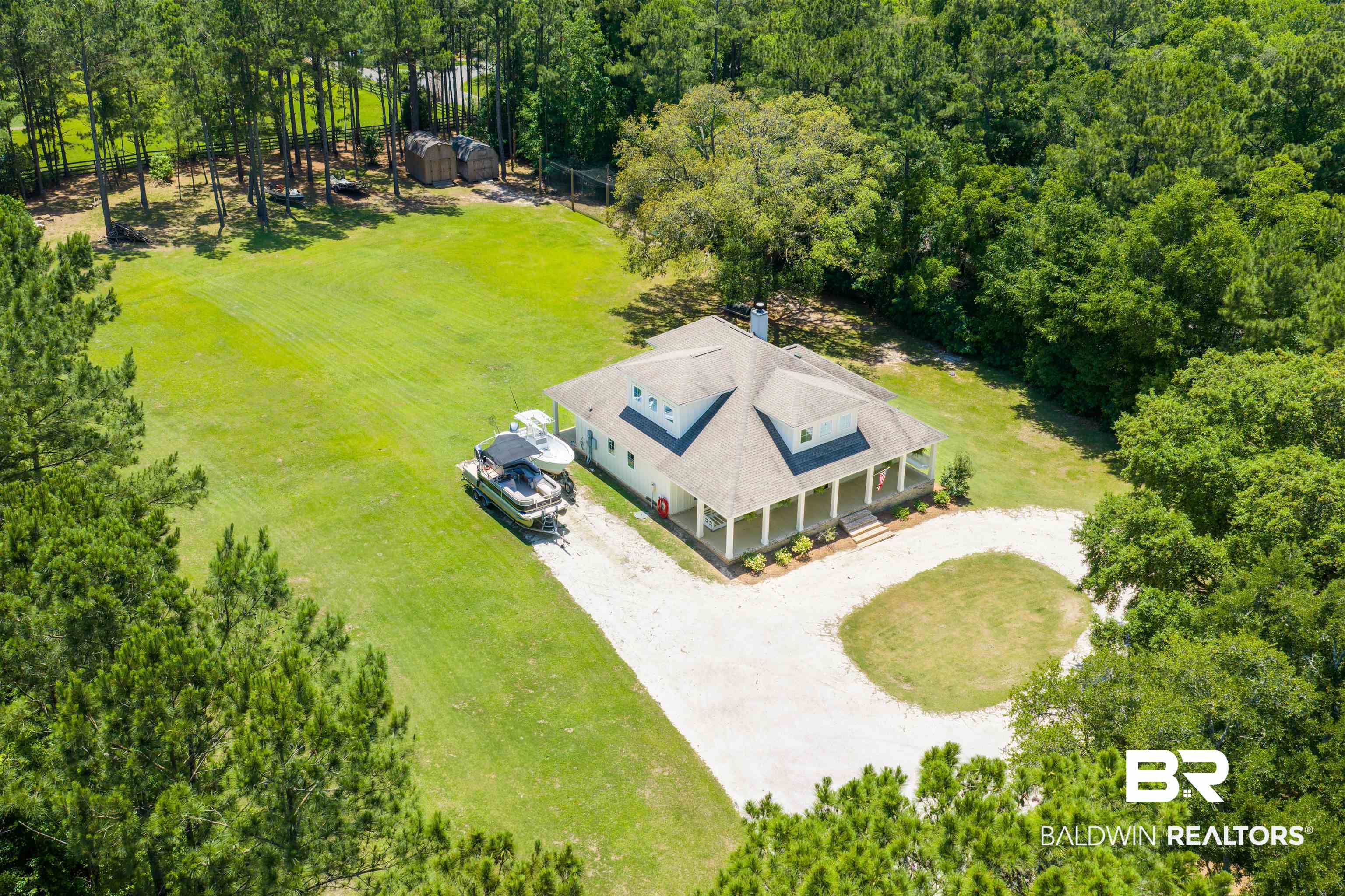 29042 Josephine Drive Elberta, AL 36530 - Photo 20 of 56 Semicircular Driveway