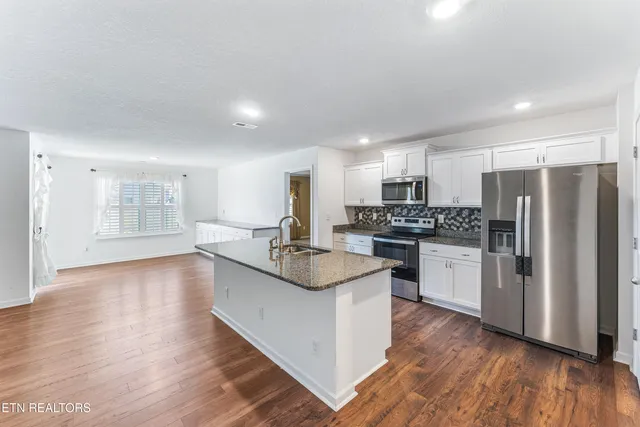 $359,900 | 7531 Game Bird Street, Corryton, TN 37721