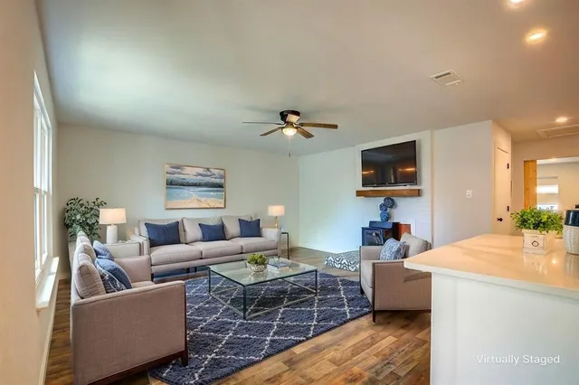 $299,900 | 1620 White Oak Court, Denton, TX 76209