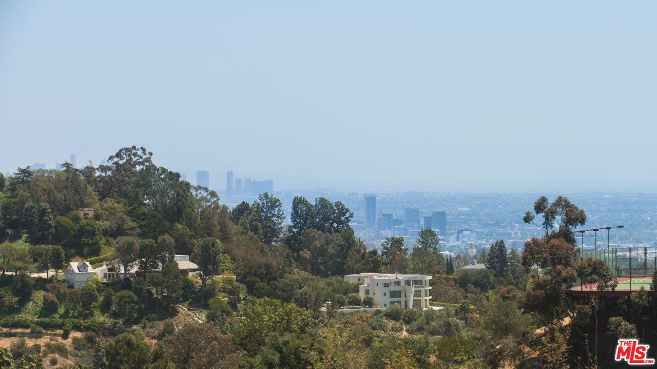 1050 Stradella Road Los Angeles, CA 90077 - Photo 6 of 24