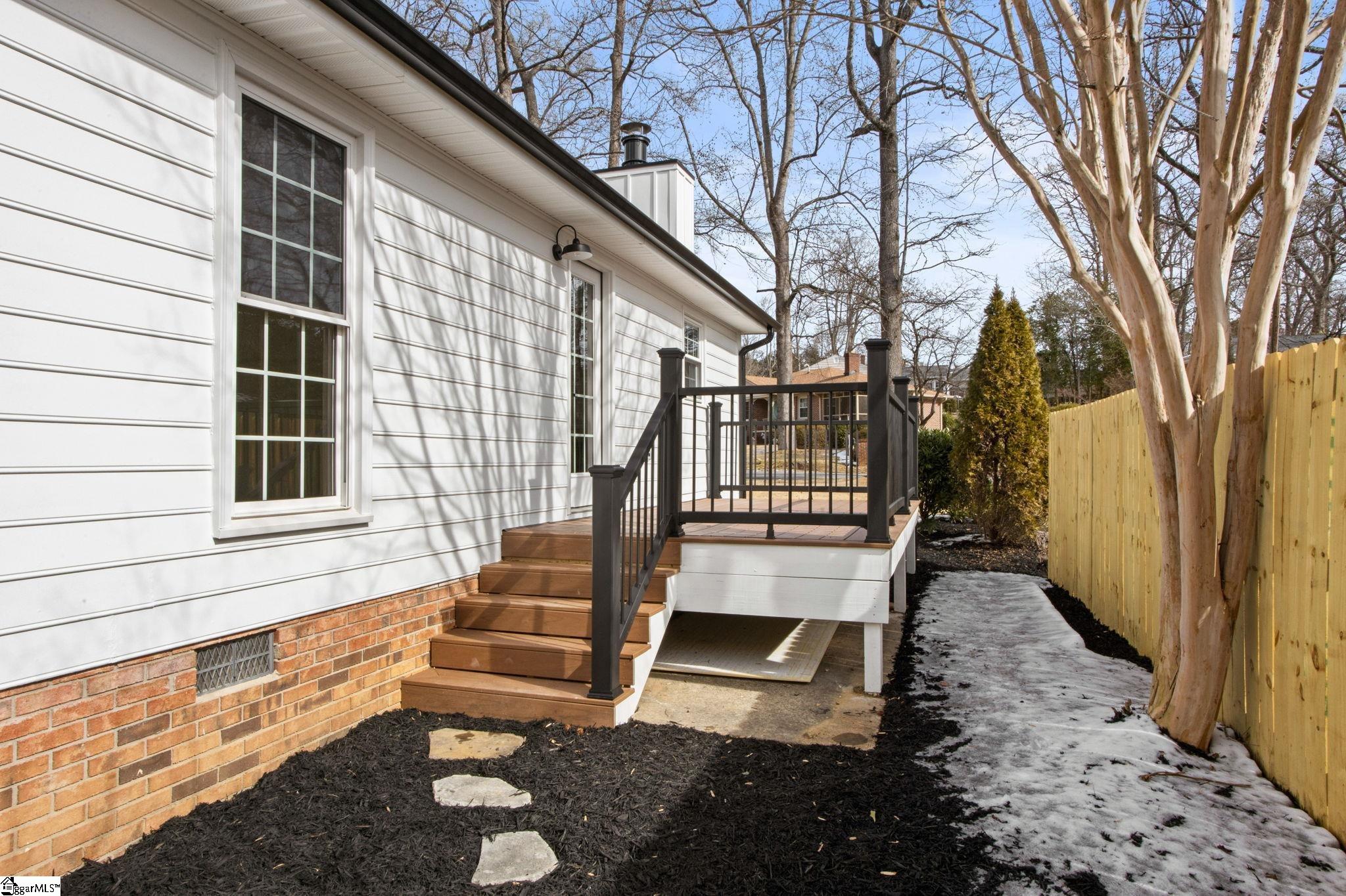 1005 Summit Drive Greenville, SC 29609 - Photo 2 of 42