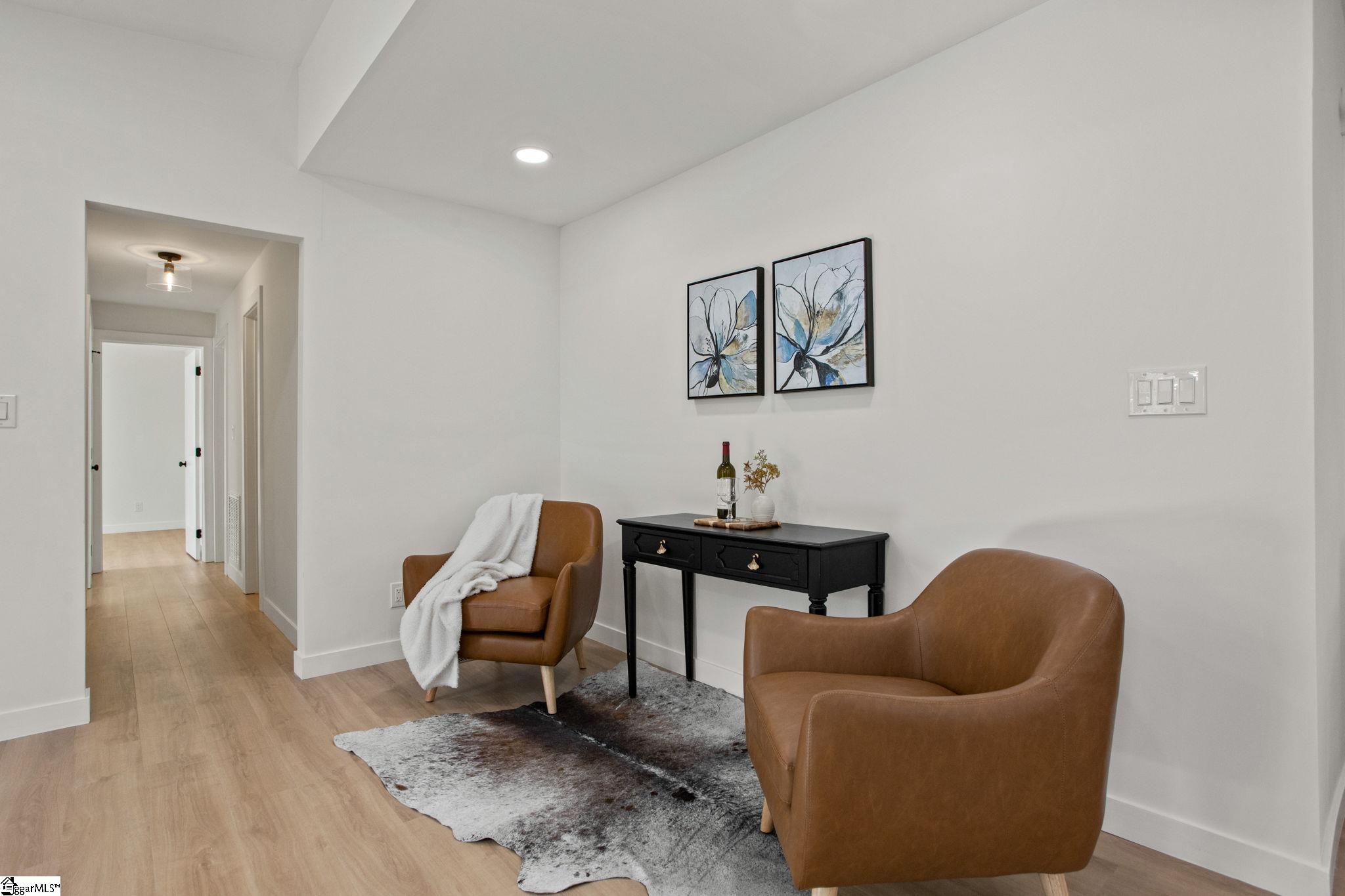 1005 Summit Drive Greenville, SC 29609 - Photo 27 of 42