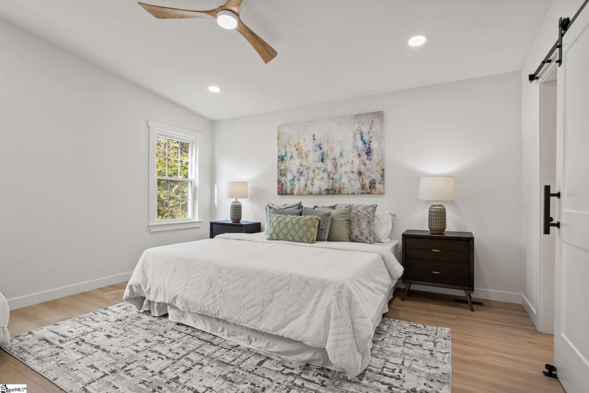 1005 Summit Drive Greenville, SC 29609 - Photo 31 of 42