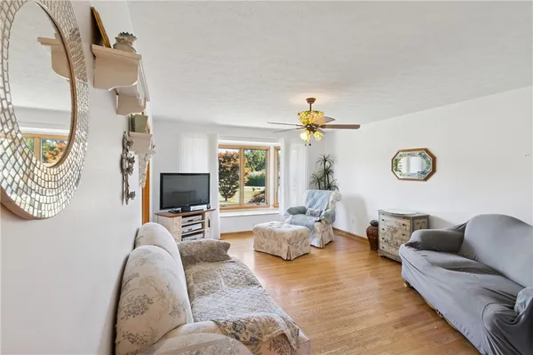 $499,900 | 7095 Tupelo Trail, Lima, NY 14485