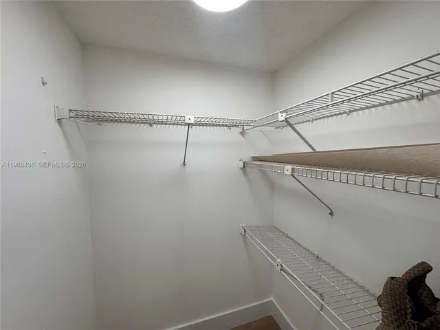 $2,000 | 1820 Southwest 81st Avenue, Unit 3407, North Lauderdale, FL 33068