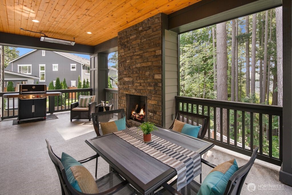 9307 Northeast 173rd Street Bothell, WA 98011 - Photo 8 of 40 Gallery Image 8