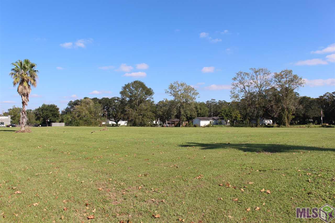 3019 Barrow Street Houma, LA 70360 - Photo 3 of 15 3019 Barrow