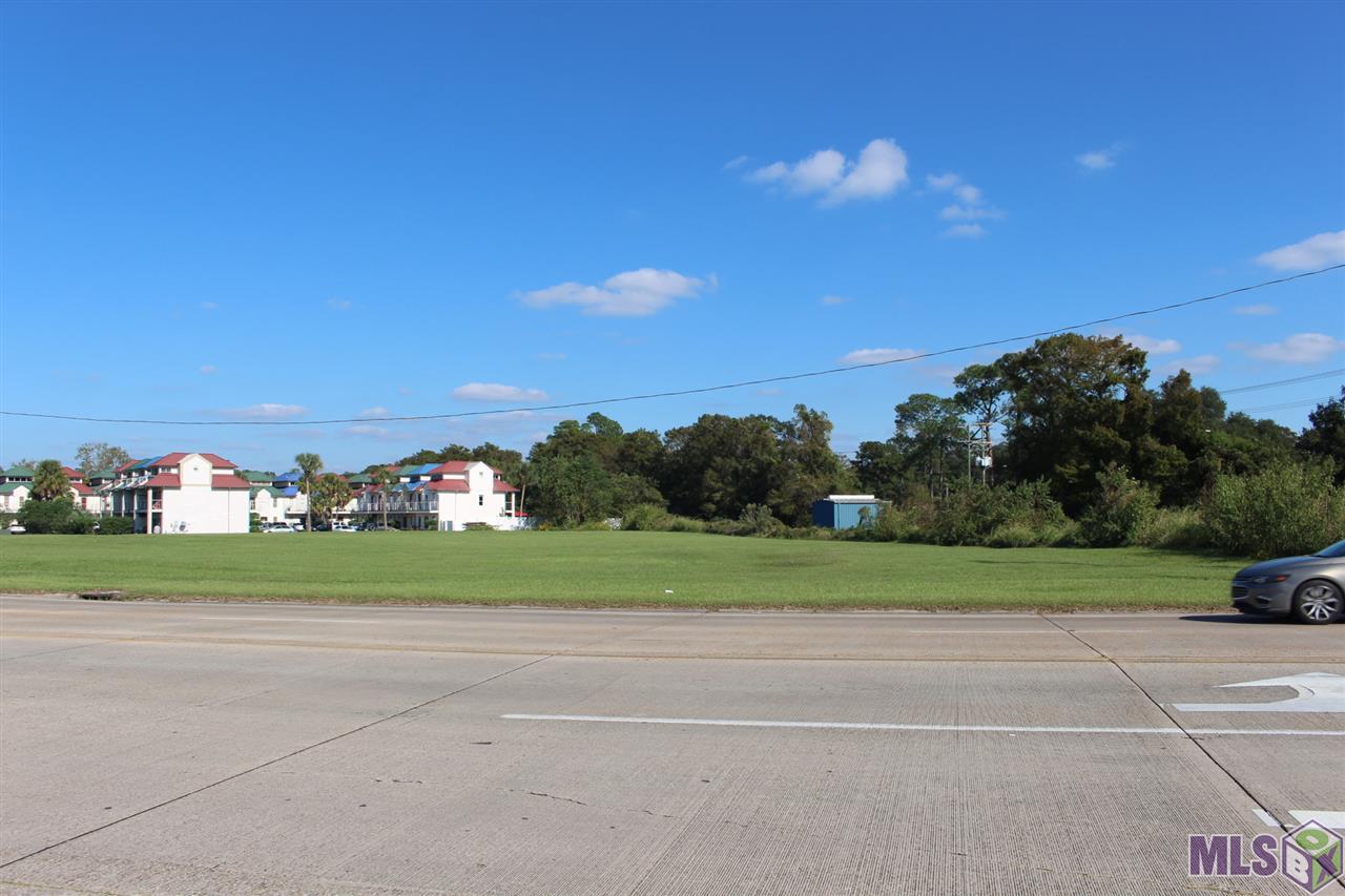 3019 Barrow Street Houma, LA 70360 - Photo 10 of 15 3037 Barrow