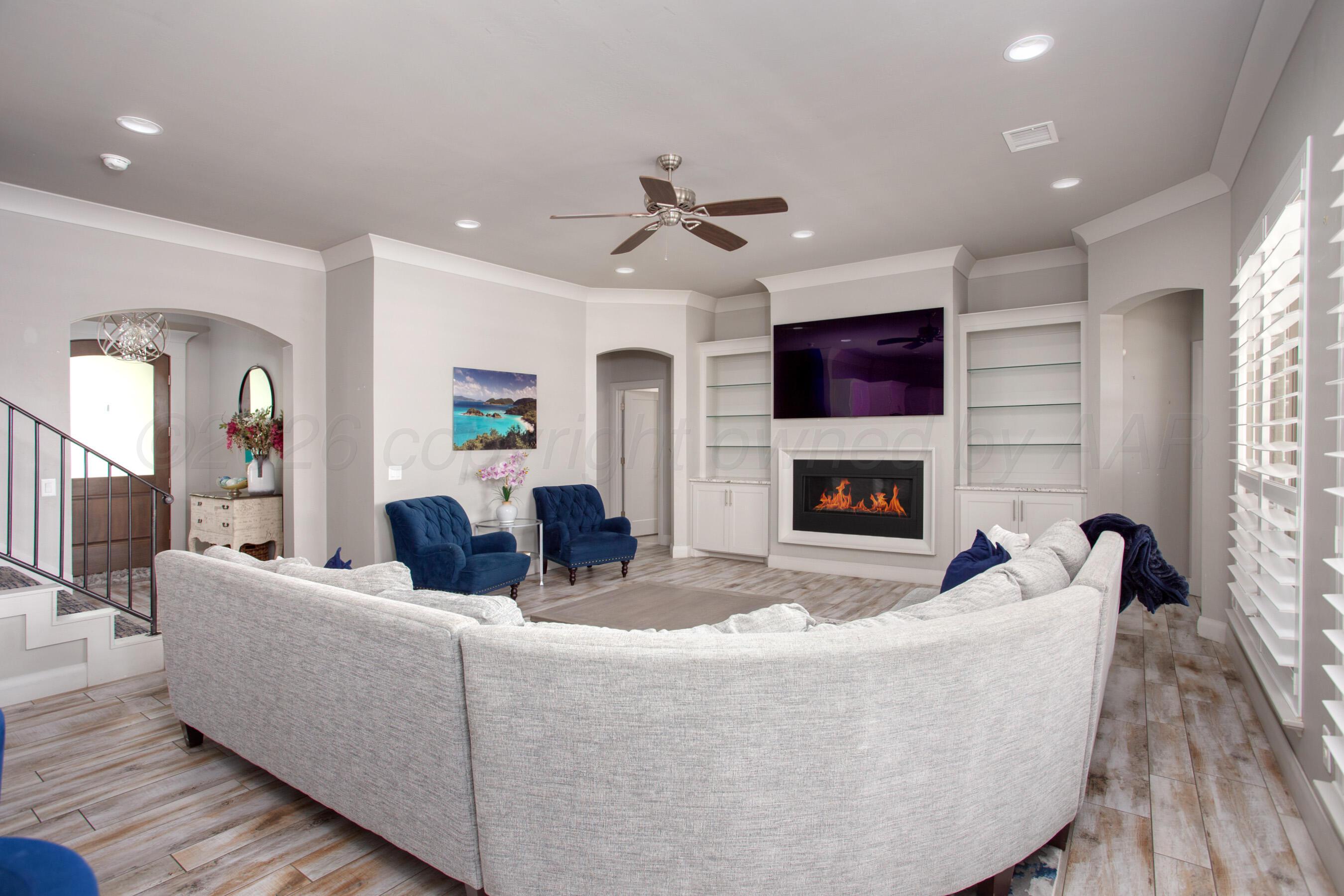 6903 Longleaf Lane Amarillo, TX 79124 - Photo 7 of 43 Living Room