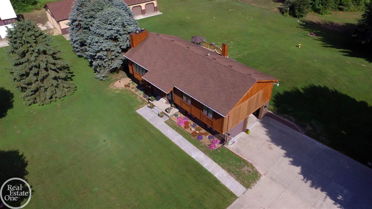 7640 Trumble Road Columbus, MI 48063 - Photo 10 of 59 31298268-10.JPG