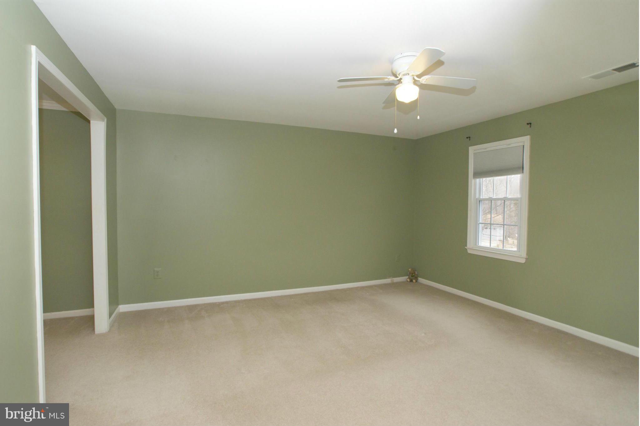 7804 Cliffside Court Springfield, VA 22153 - Photo 15 of 30 Master bedroom with sitting room. 14' x 14'