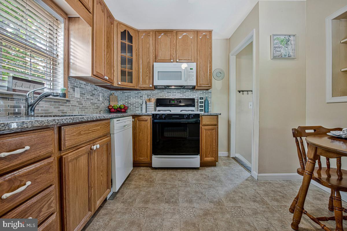26 Kempton Road Glen Burnie, MD 21060 - Photo 11 of 35