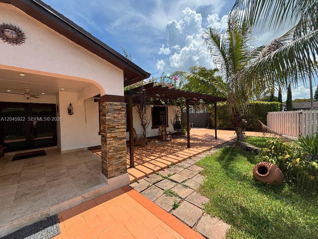 13650 Southwest 283rd Terrace Homestead, FL 33033 - Photo 8 of 44