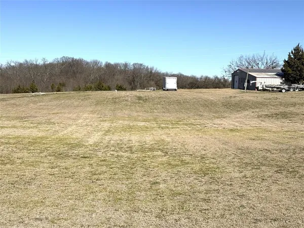 $120,000 | 18445 West 137th, Roxton, TX 75477