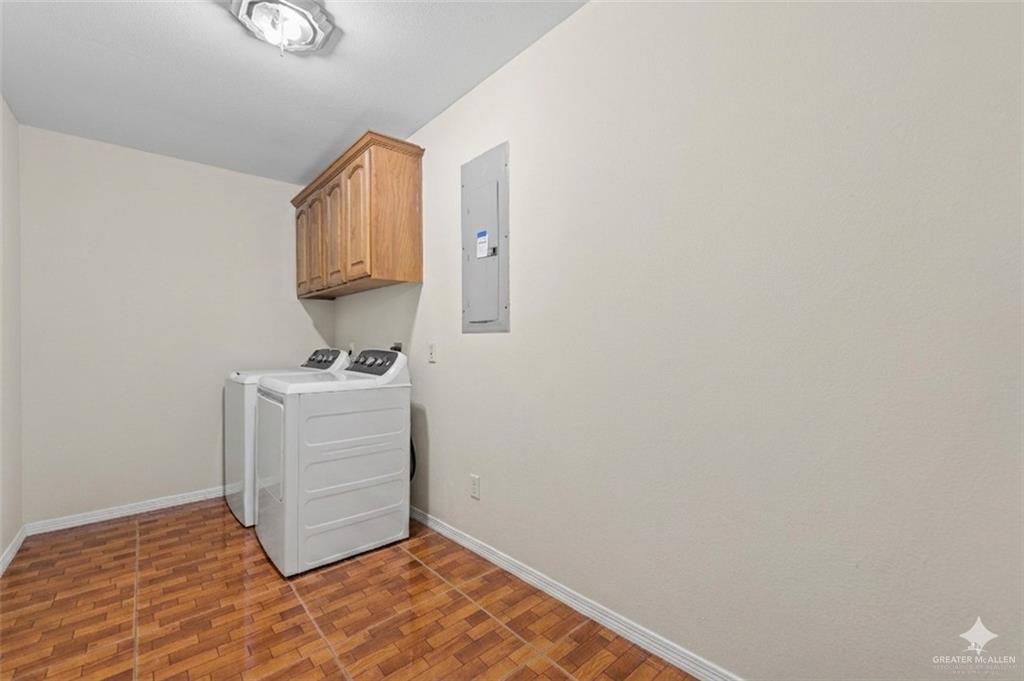 24175 Engleman Road Edcouch, TX 78538 - Photo 21 of 22 a view of room with washer and dryer