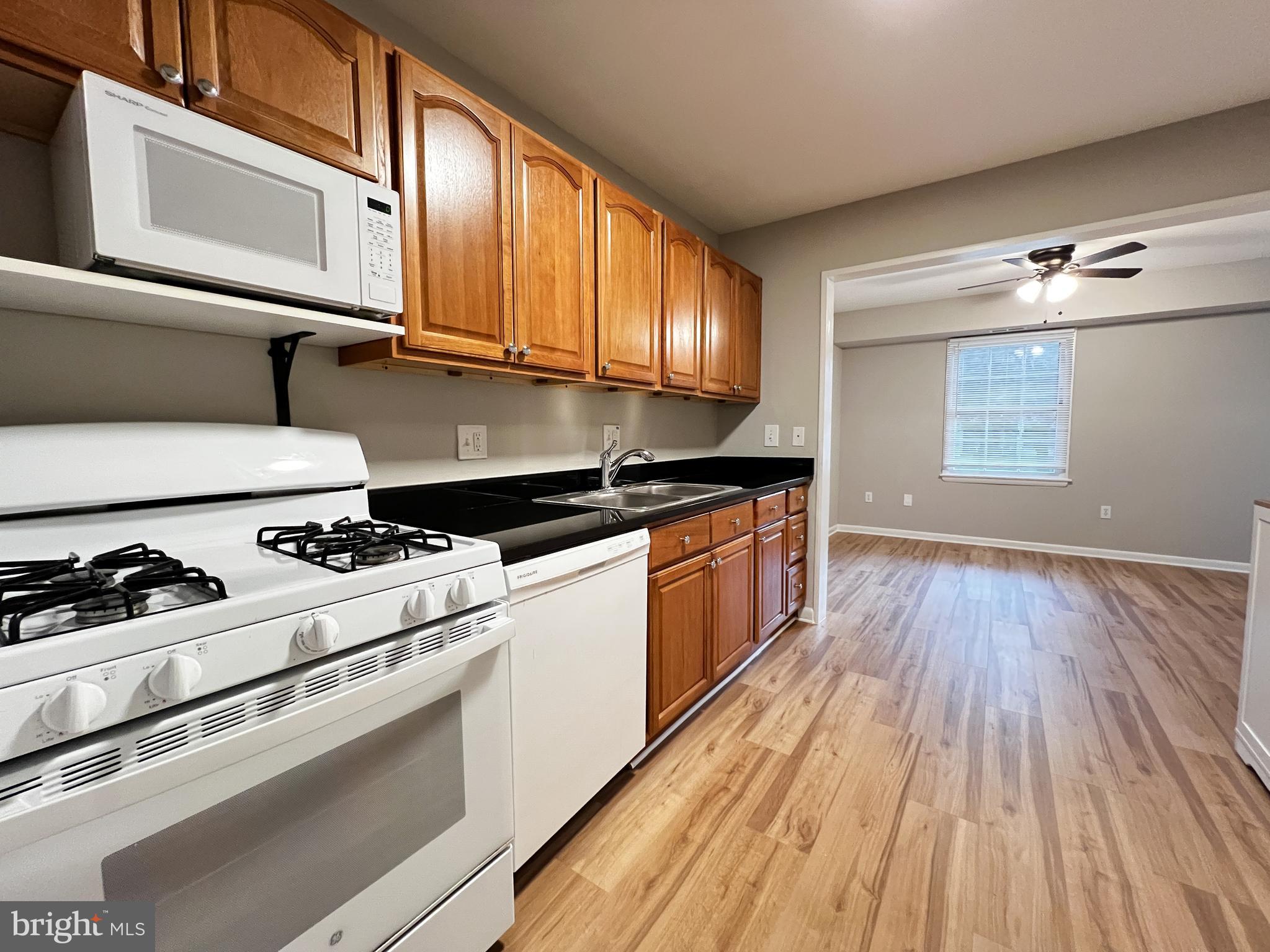 10863 Bucknell Drive Silver Spring, MD 20902 - Photo 10 of 29 Kitchen