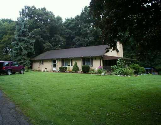 3147 Rte 908 Natrona Heights, PA 15065 - Photo 1 of 8 Exterior Front.