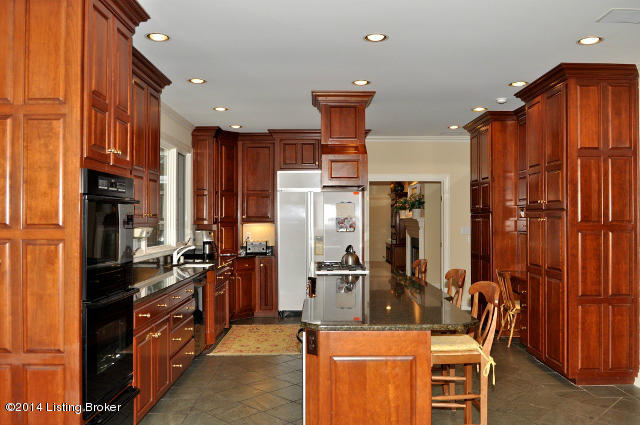 4 Arden Road Glenview, KY 40025 - Photo 13 of 51 43 of 664 Arden Rd (640x425)
