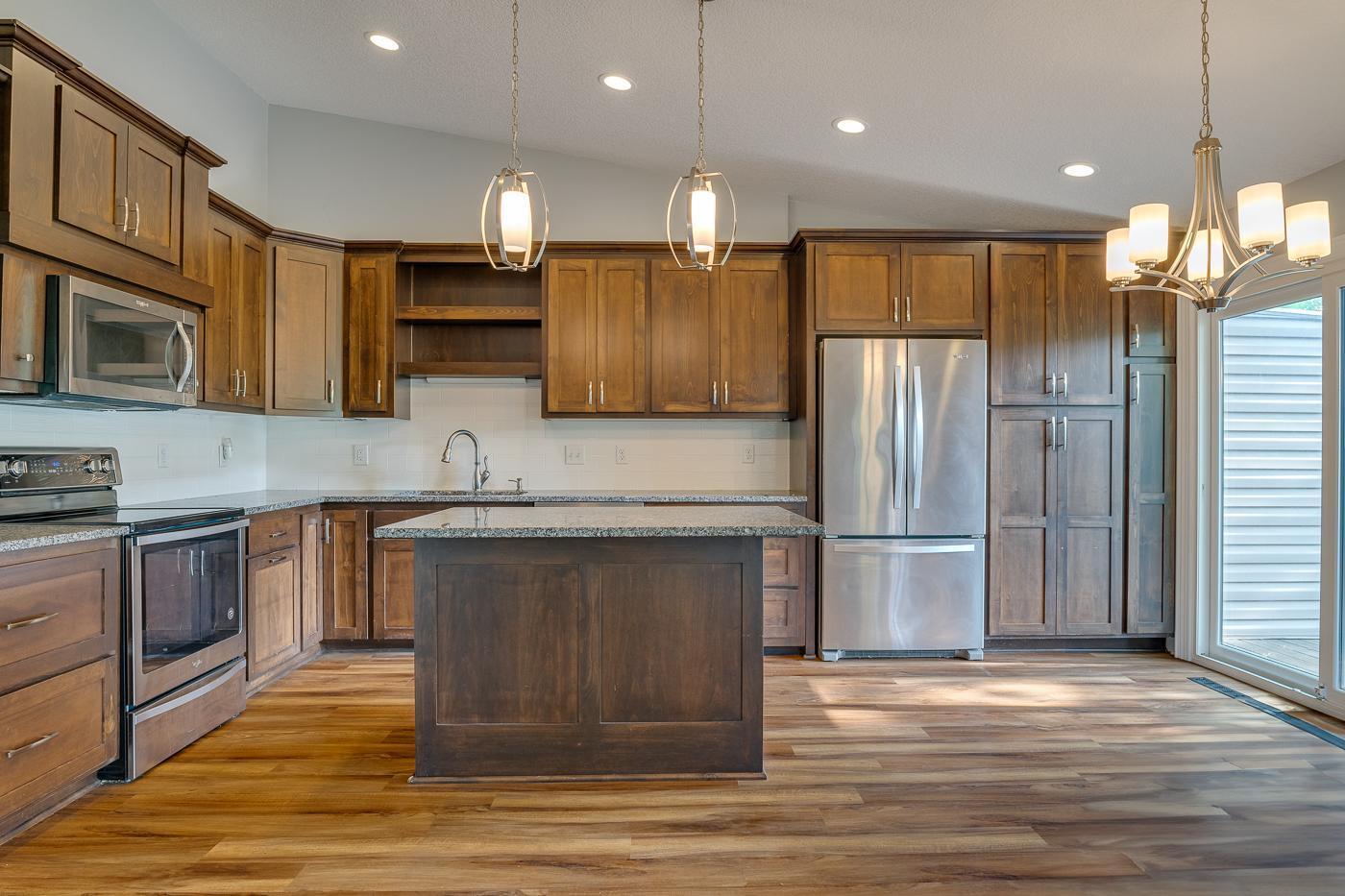 9164 Neill Lake Road Eden Prairie, MN 55347 - Photo 7 of 34 Gallery Image 7