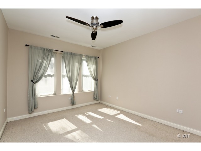 1624 West Grace Street, Unit 1 Chicago, IL 60613 - Photo 7 of 22