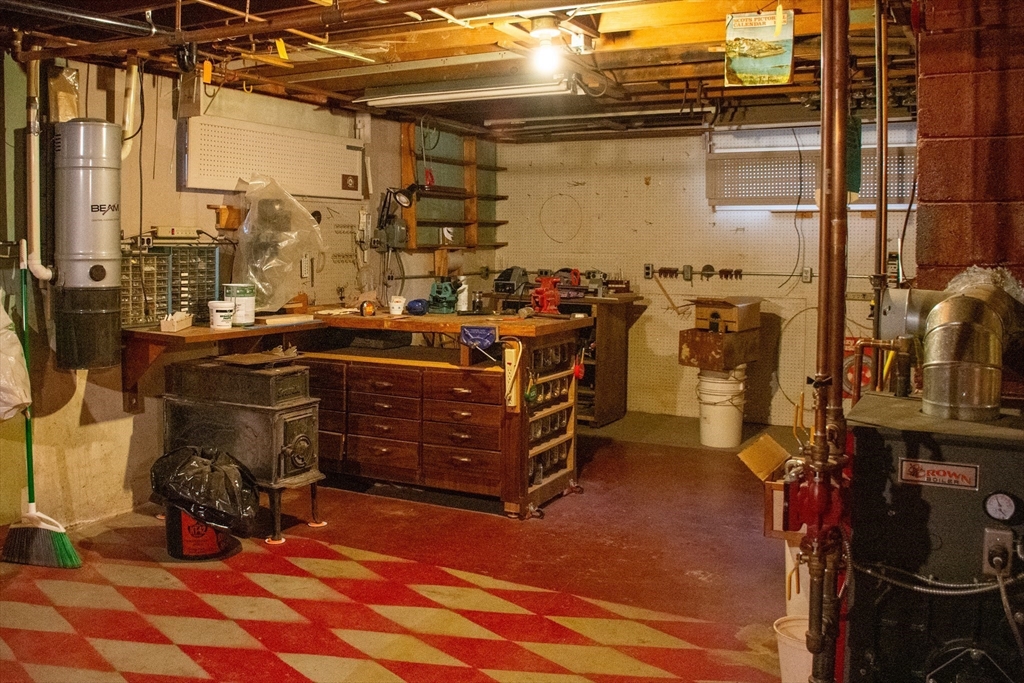 29 Charlton Road Dudley, MA 01571 - Photo 28 of 30