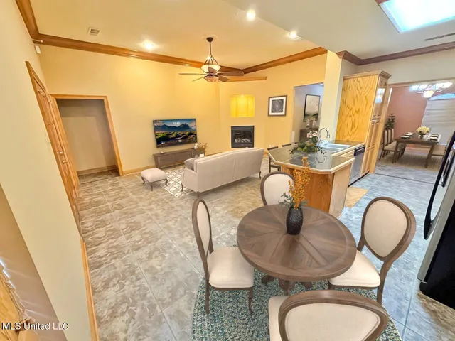 $265,000 | 157 Lakeland Drive, Pineville, LA 71360