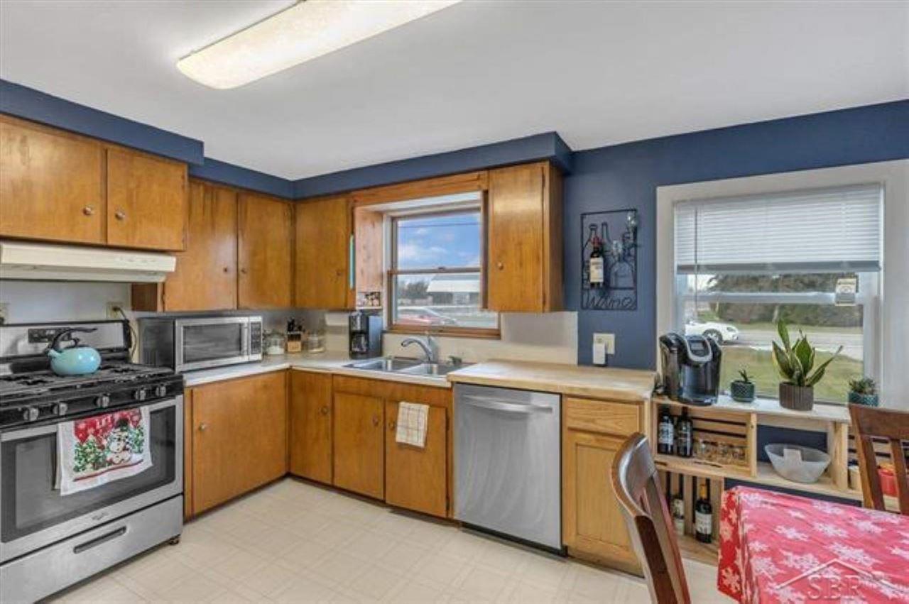 2157 West Midland Road Auburn, MI 48611 - Photo 13 of 40 50061925-12.JPG