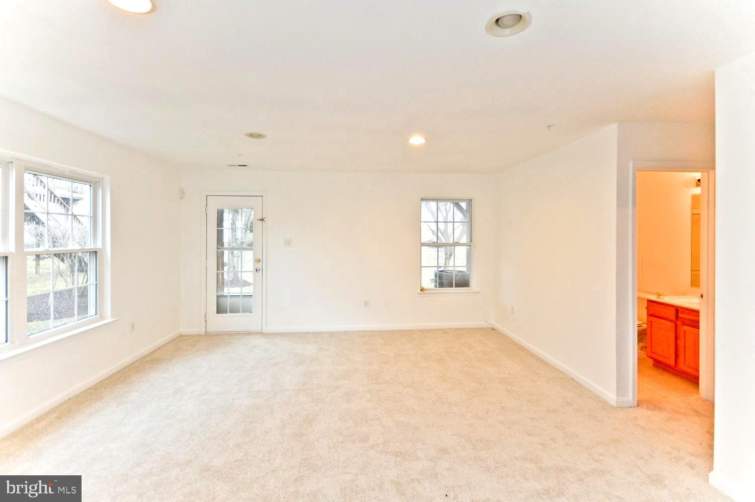 1130 Ring Bill Loop Upper Marlboro, MD 20774 - Photo 33 of 40