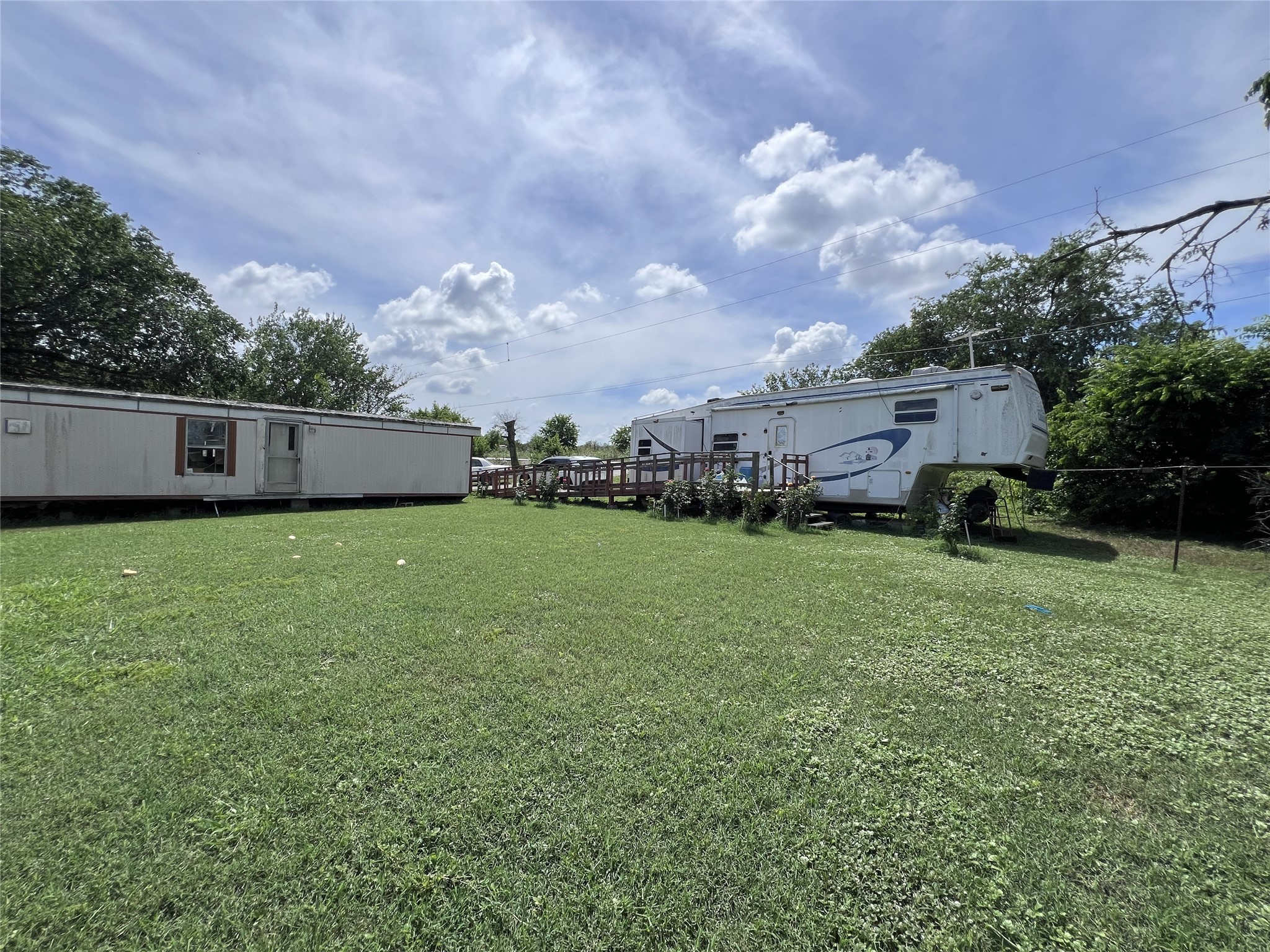 10001 Peterson Road Del Valle, TX 78617 - Photo 3 of 29 a view of a garden
