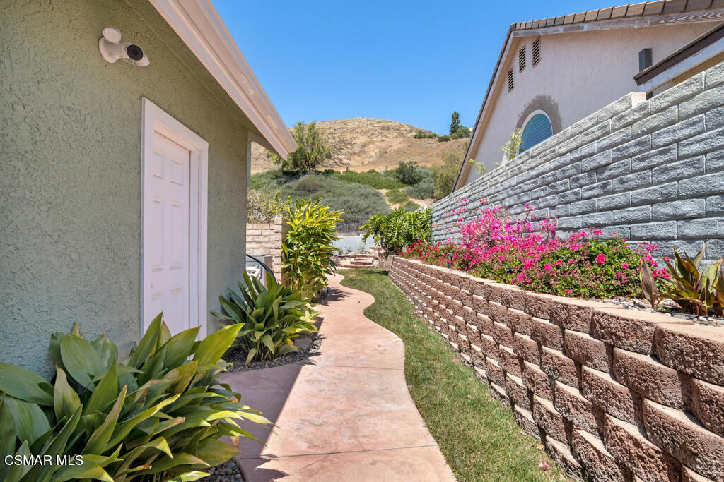 5339 Seneca Place Simi Valley, CA 93063 - Photo 57 of 76