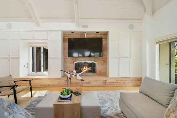 $3,400,000 | 2400 East Tiffany Lane, Sacramento, CA 95827