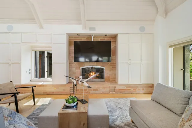 $3,400,000 | 2400 East Tiffany Lane, Sacramento, CA 95827