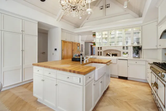 $3,400,000 | 2400 East Tiffany Lane, Sacramento, CA 95827