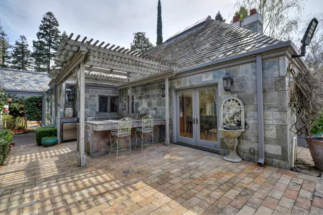 $3,400,000 | 2400 East Tiffany Lane, Sacramento, CA 95827