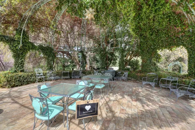 $3,400,000 | 2400 East Tiffany Lane, Sacramento, CA 95827