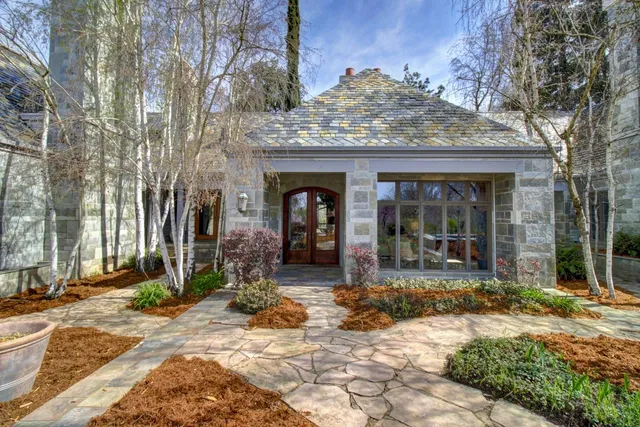 $3,400,000 | 2400 East Tiffany Lane, Sacramento, CA 95827