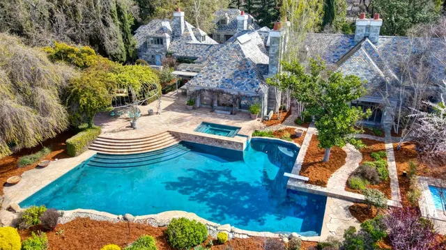 $3,400,000 | 2400 East Tiffany Lane, Sacramento, CA 95827