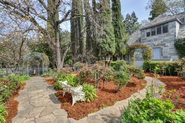 $3,400,000 | 2400 East Tiffany Lane, Sacramento, CA 95827