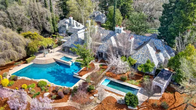 $3,400,000 | 2400 East Tiffany Lane, Sacramento, CA 95827