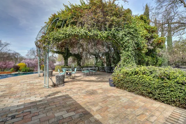 $3,400,000 | 2400 East Tiffany Lane, Sacramento, CA 95827