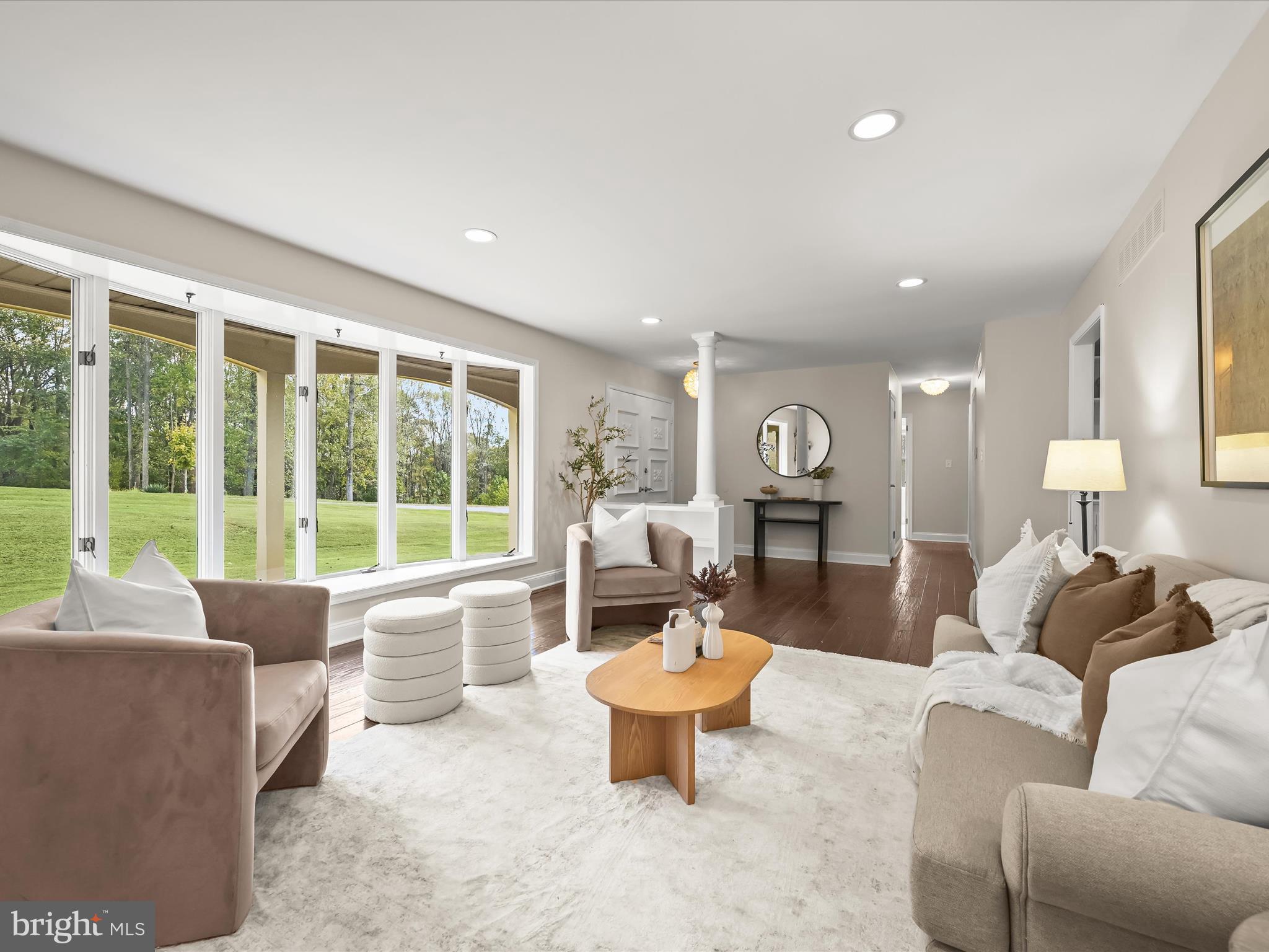 3900 Falls Run Road Randallstown, MD 21133 - Photo 7 of 58 Living Room