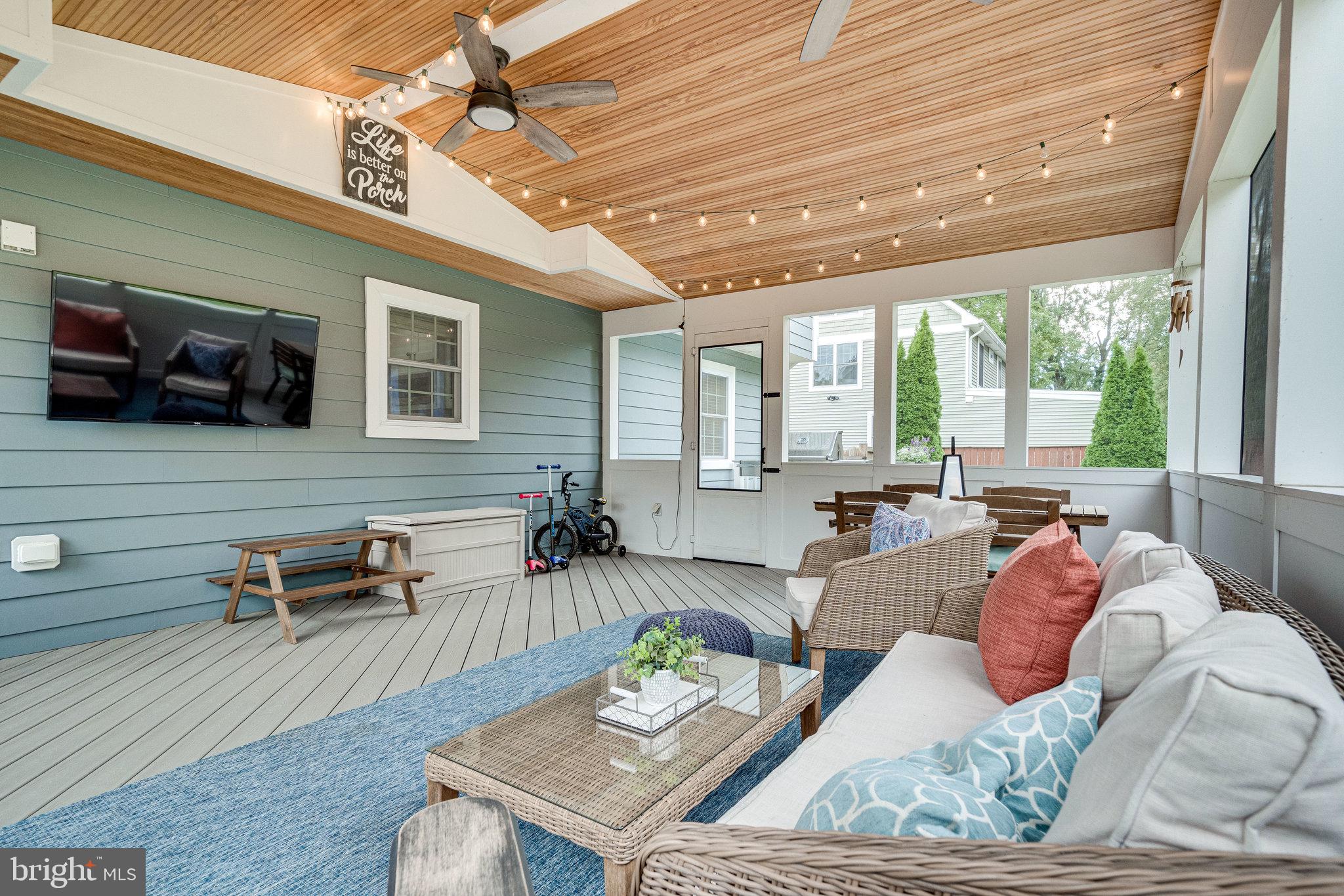 1750 Anderson Road Falls Church, VA 22043 - Photo 58 of 99 Main Level Screened Porch!