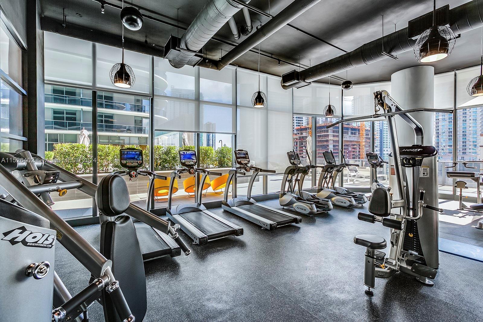 45 Southwest 9th Street, Unit PH4801 Miami, FL 33130 - Photo 40 of 41 a view of a room with gym equipment