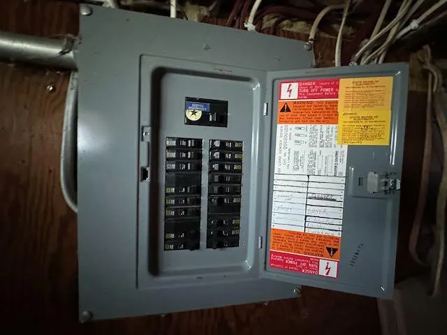 $77,000 | 807 County Road 6, Renville, MN 56284